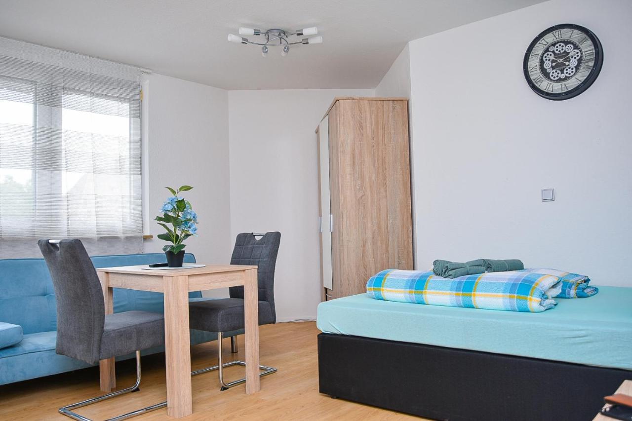 Ruhige Wohnung Im . Private Parkplatz ,Balkon ,Netflix Nuremberg Exterior photo