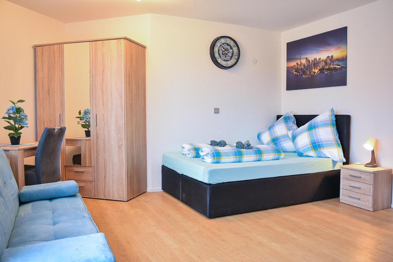 Ruhige Wohnung Im . Private Parkplatz ,Balkon ,Netflix Nuremberg Exterior photo