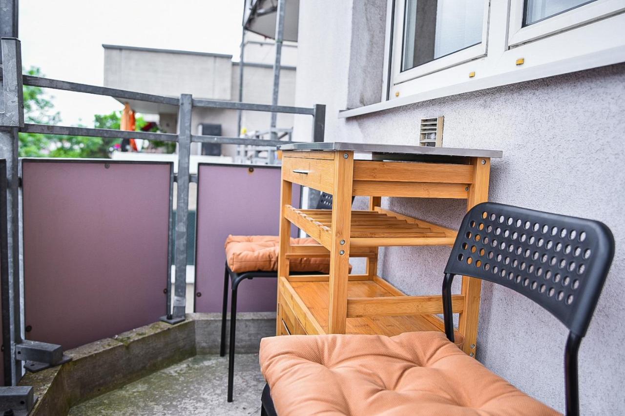 Ruhige Wohnung Im . Private Parkplatz ,Balkon ,Netflix Nuremberg Exterior photo